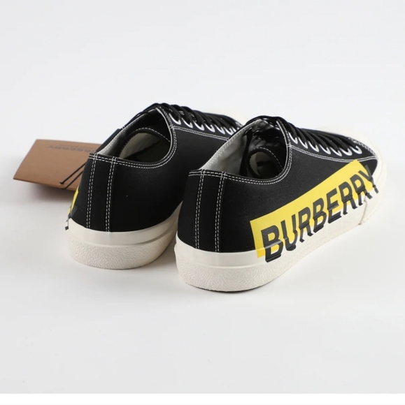 Burberry cloth trainers - Picture 2 of 4